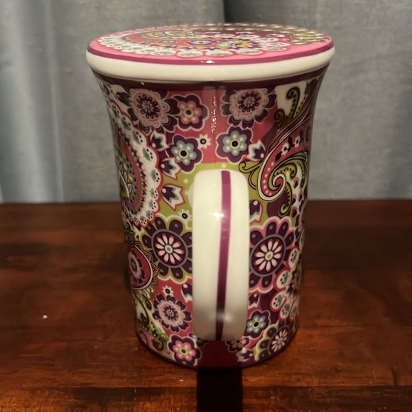 Vera Bradley Mug Very Berry Paisley WITH LID for Barnes & Noble - Picture 3 of 11